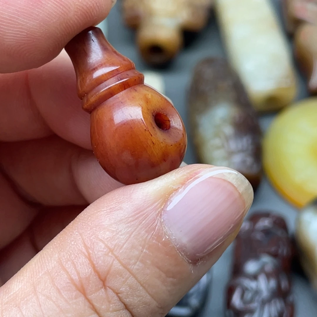 和田玉（糖玉）未镶嵌颈饰