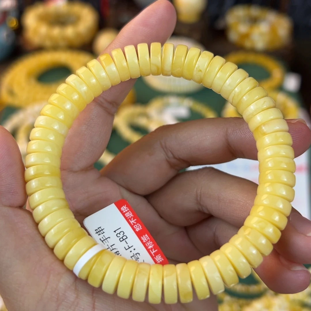 琥珀裸石未镶嵌kjjhhhhhhhjjm