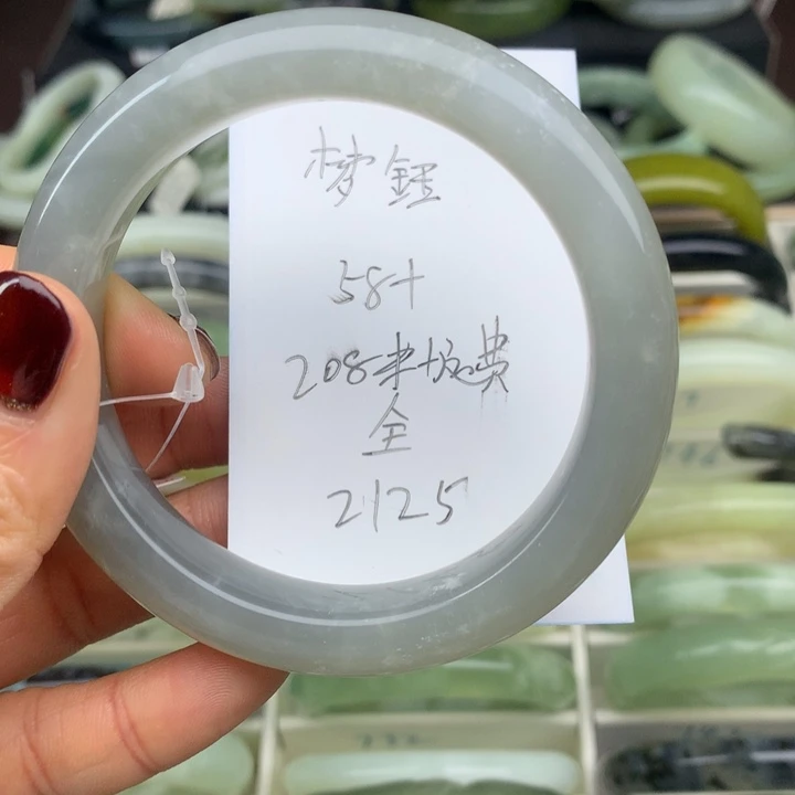 梦***鈺蛇纹石玉未镶嵌手镯2125