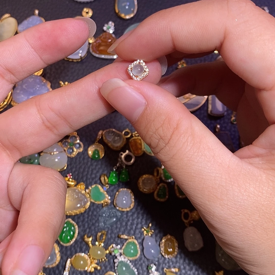 翡翠银S925镶嵌颈饰