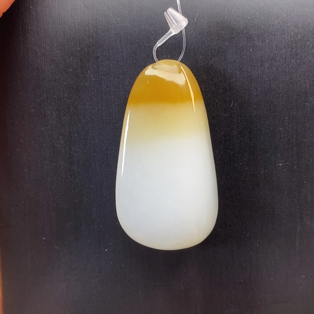和田玉（糖玉）未镶嵌颈饰