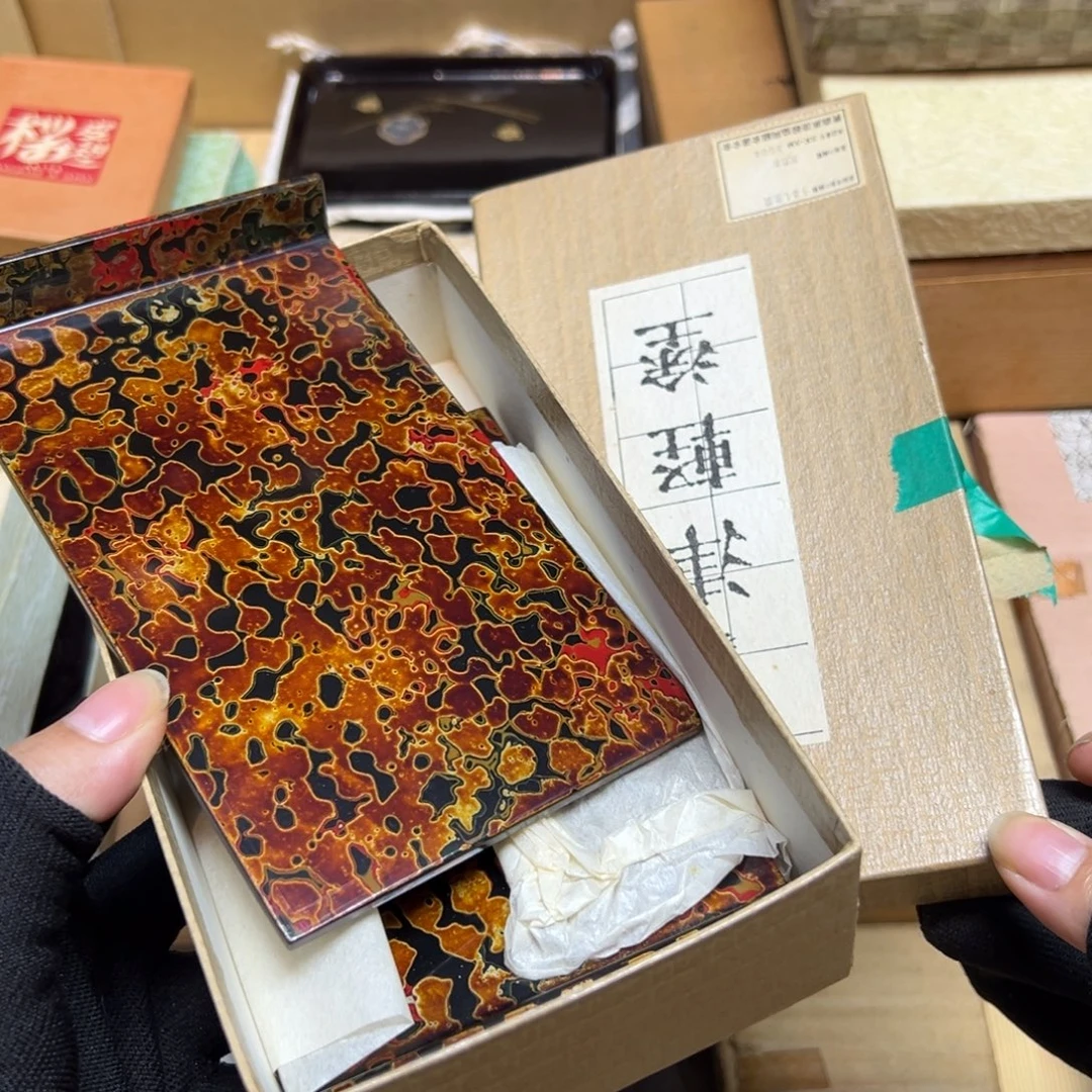 小****瓷片哈哈哈哈哈哈哈哈哈哈
