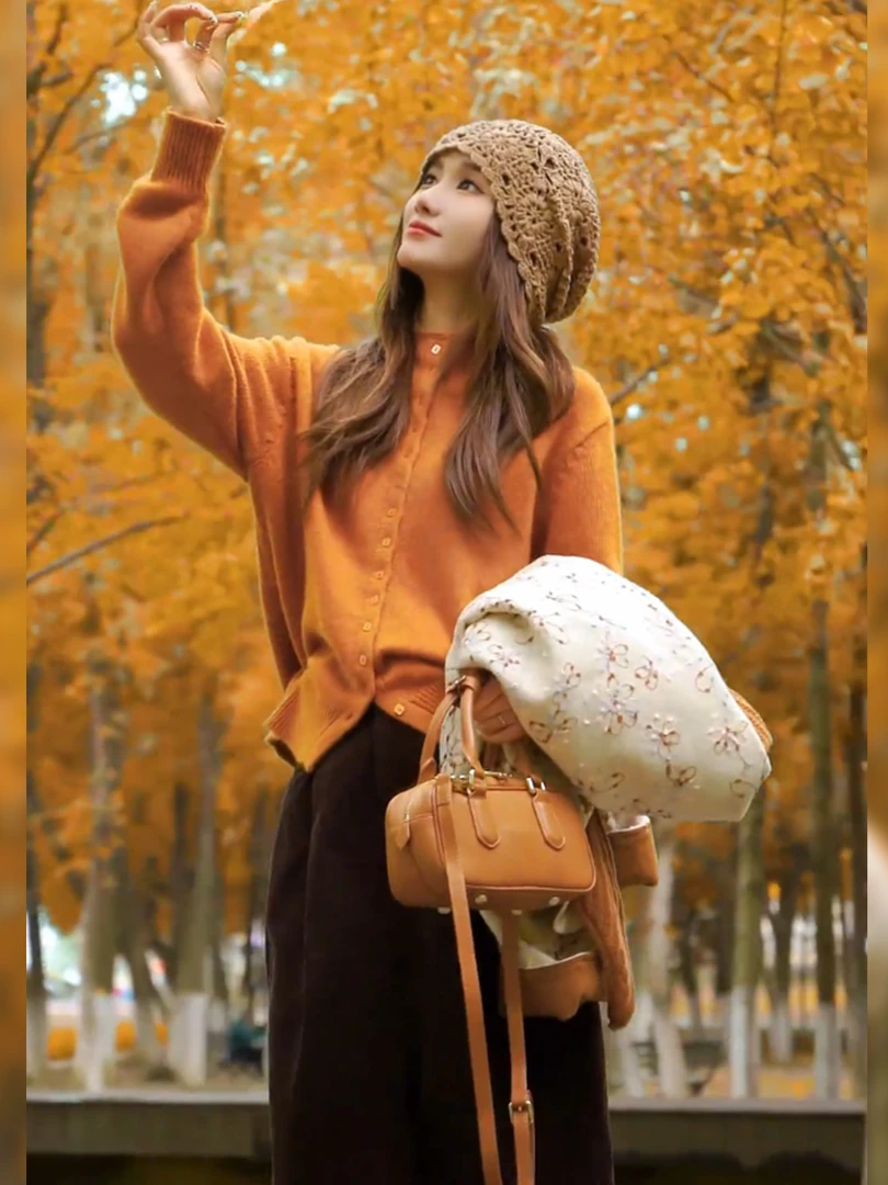 秋季穿搭减龄一整套女装新款休闲百搭立领毛衣上衣高腰阔腿裤套装