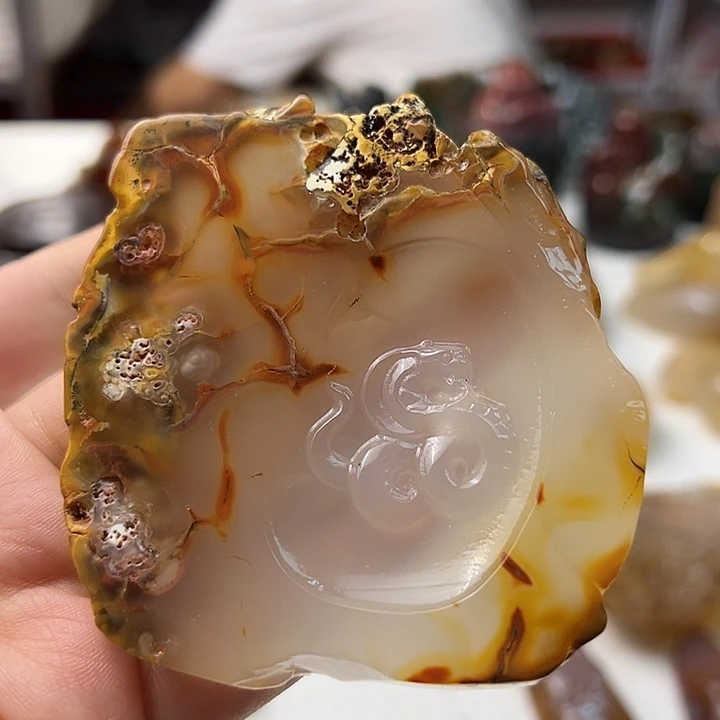 未镶嵌颈饰玛瑙/玉髓
