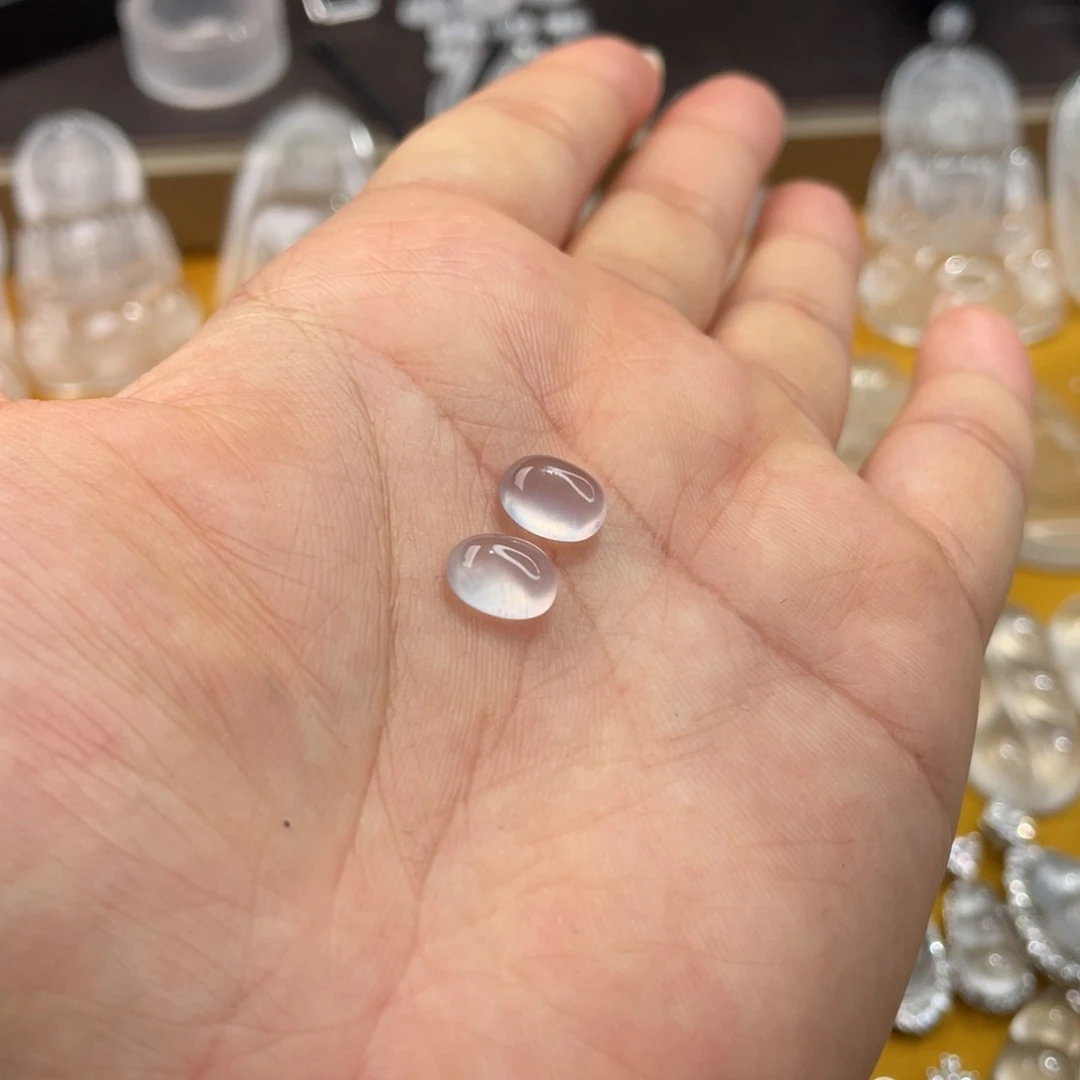 石英质玉开播福利未镶嵌