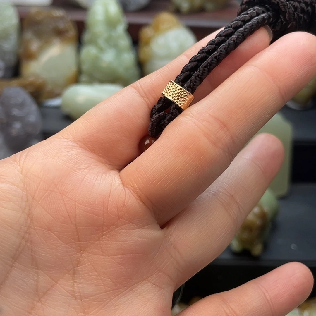 和田玉颈饰未镶嵌木*