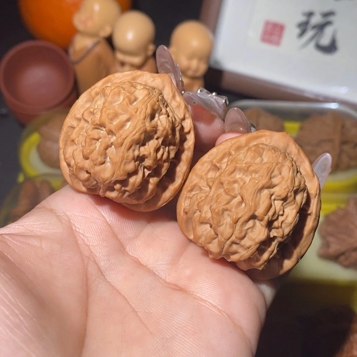 文玩核桃吊坠38全品梨木台