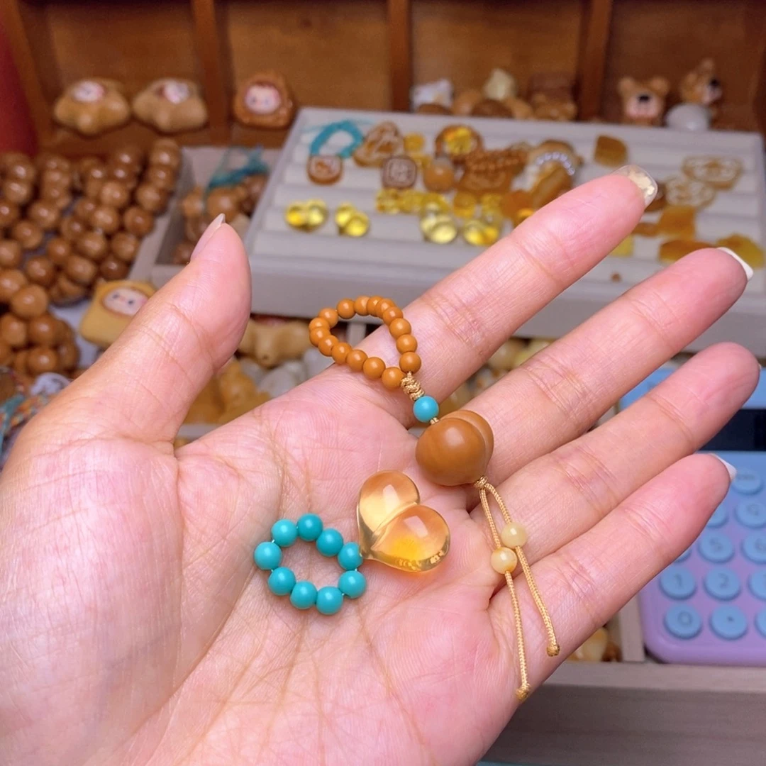 猴头核桃手串1.47蜜心绿卡屁桃小提溜