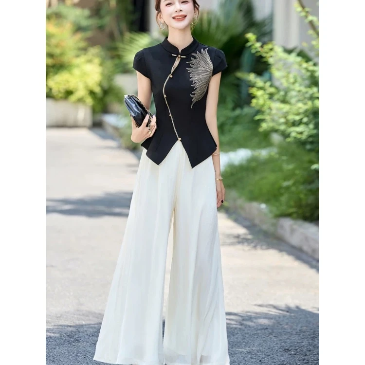 新中式国风套装女夏高级设计感复古盘扣刺绣时尚洋气阔腿裤两件套