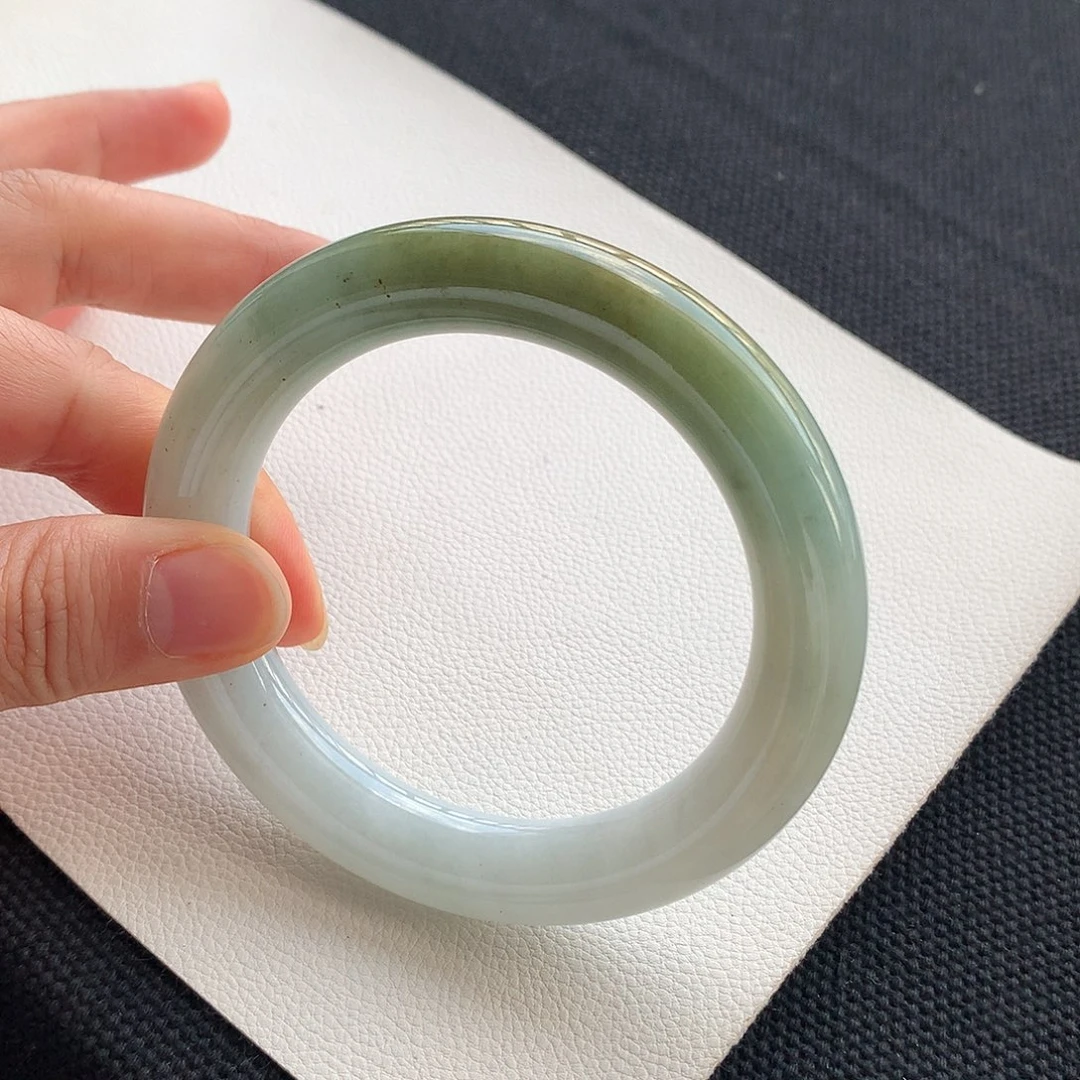 翡翠手镯未镶嵌57橄榄绿