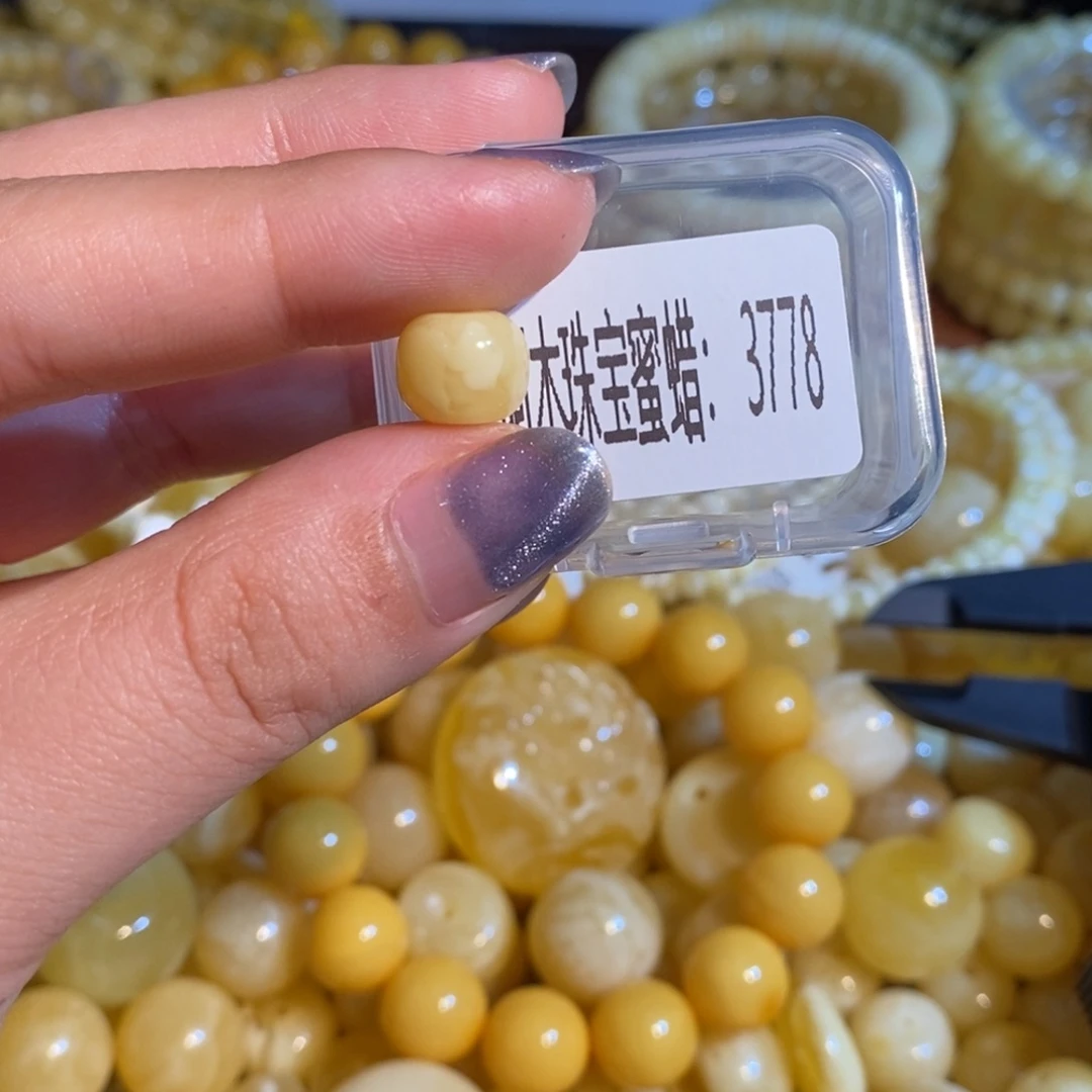 琥珀未镶嵌珠宝奇石3778
