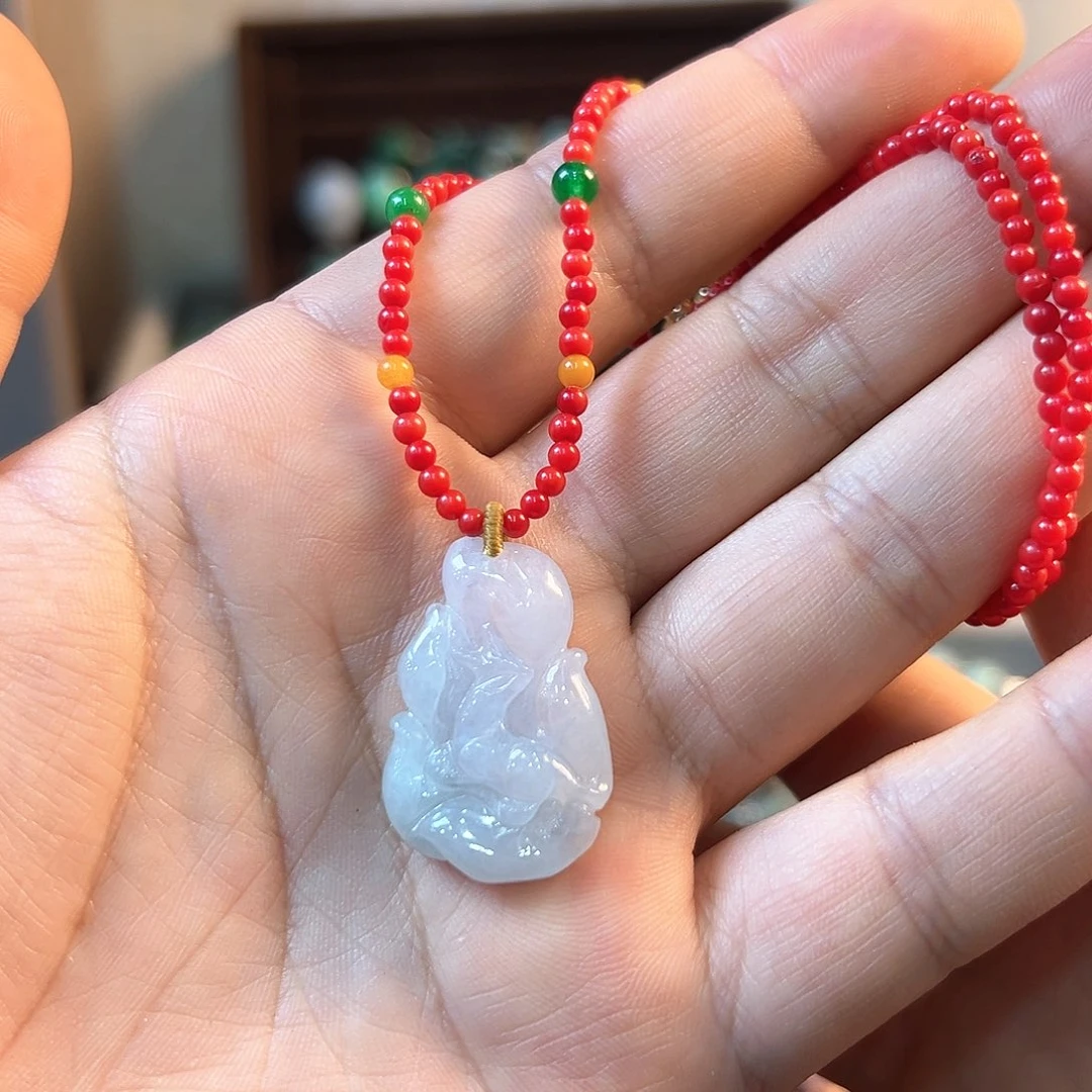 翡翠颈饰未镶嵌吊坠