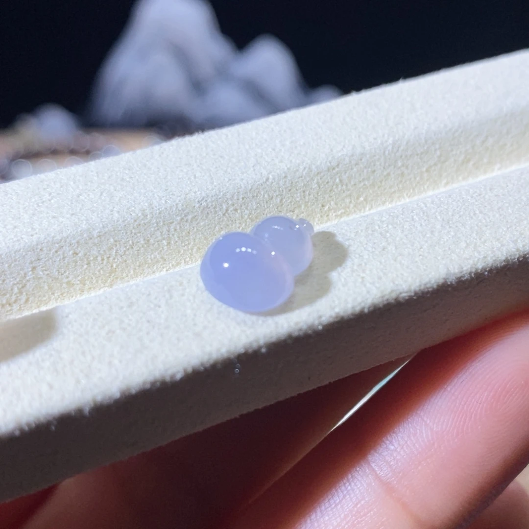 翡翠未镶嵌颈饰翡翠放漏价冰紫葫芦