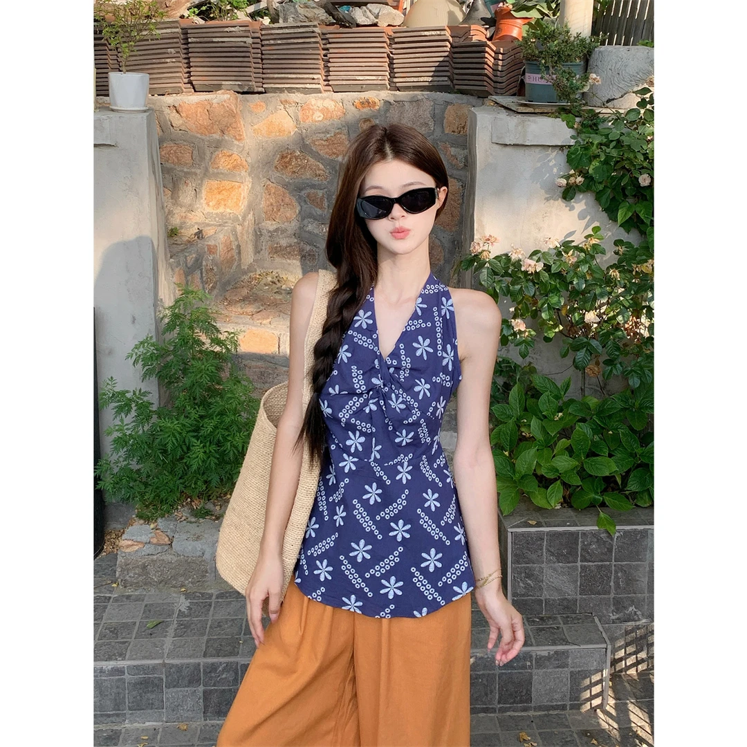 6848#黑猫+2025夏季新款网红爆款藏青色v领挂脖扭结收腰显瘦上衣