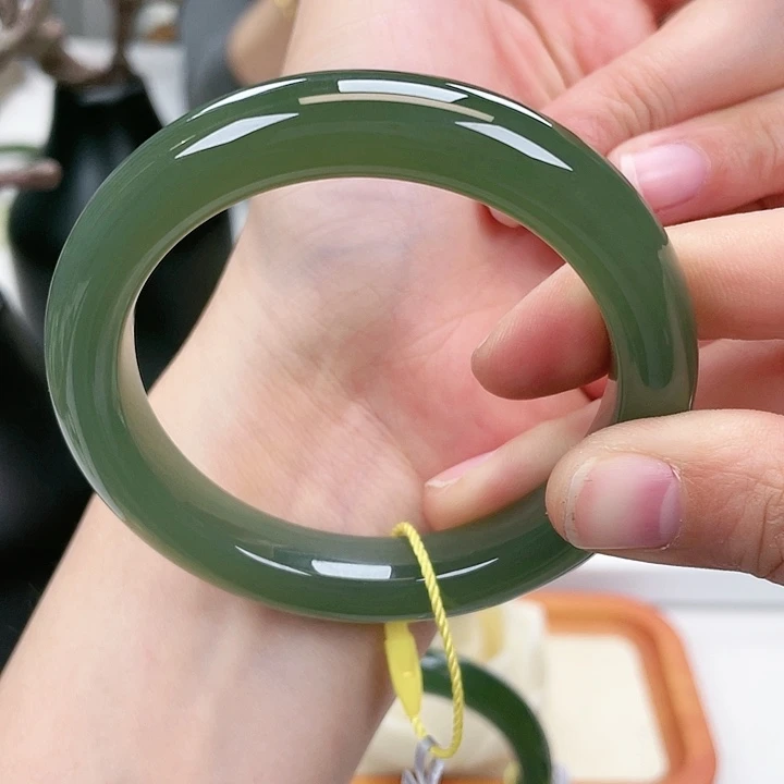 和田玉手镯5657未镶嵌