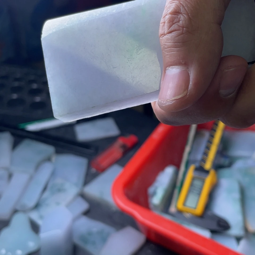 未镶嵌定制翡翠努**活包工