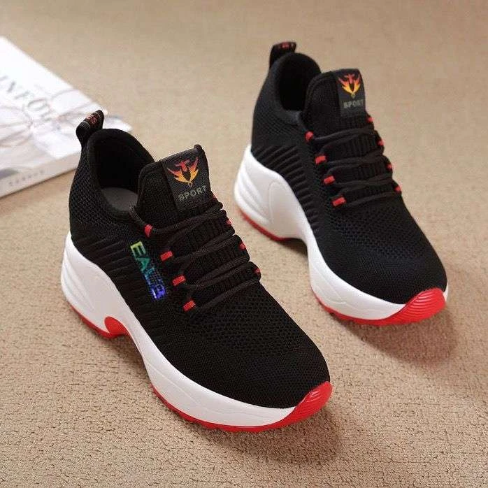 内增高旅游鞋女鞋春秋年新款百搭黑色厚底舒适透气软底休闲鞋