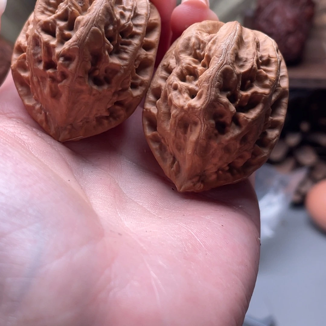 夀***齊文玩核桃把件楸刀鱼146