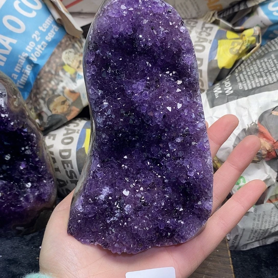 紫晶未镶嵌大型摆件（非配饰）