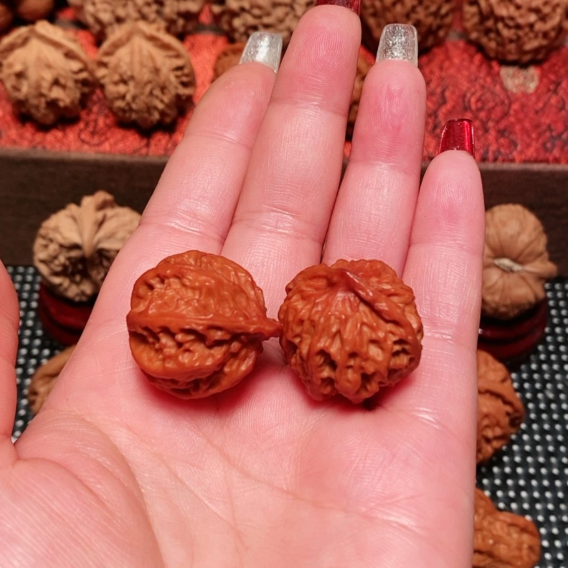【闪购商品】文玩核桃吊坠煜**哥小手捻