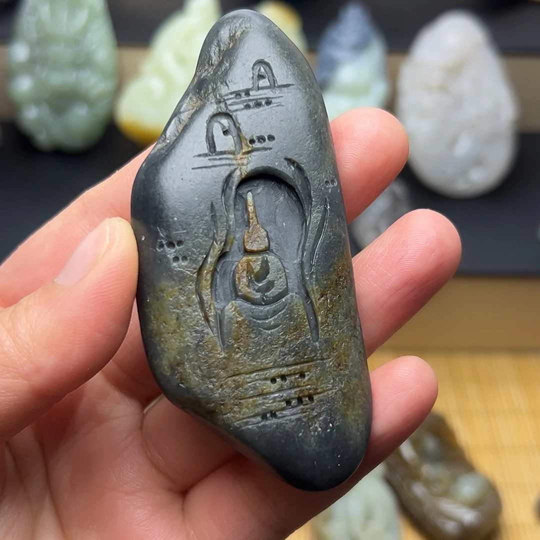 新***轮和田玉未镶嵌挂件