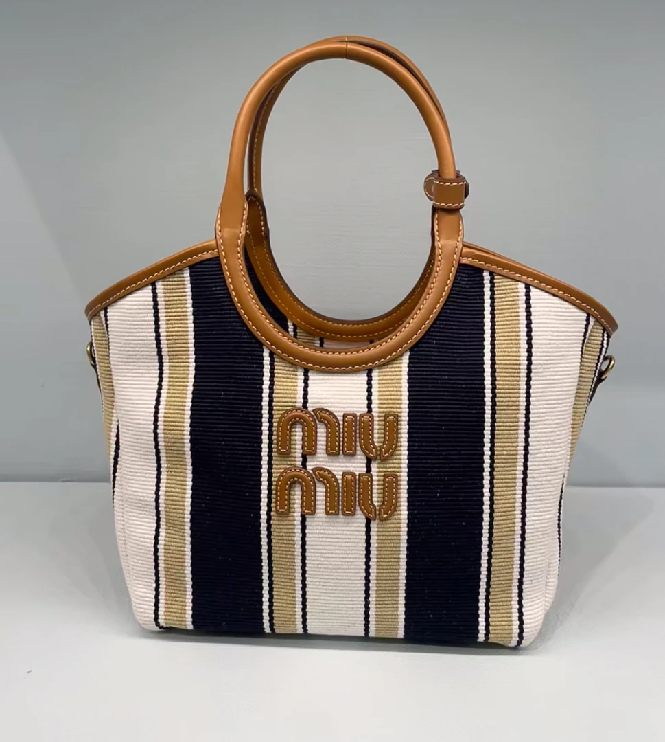 95新 MIU MIU/缪缪 海军风帆布条纹mini ivy单肩包21209341