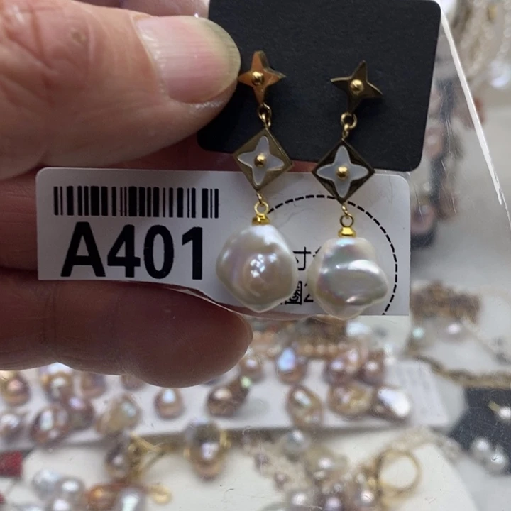 淡水珍珠颈饰合金401