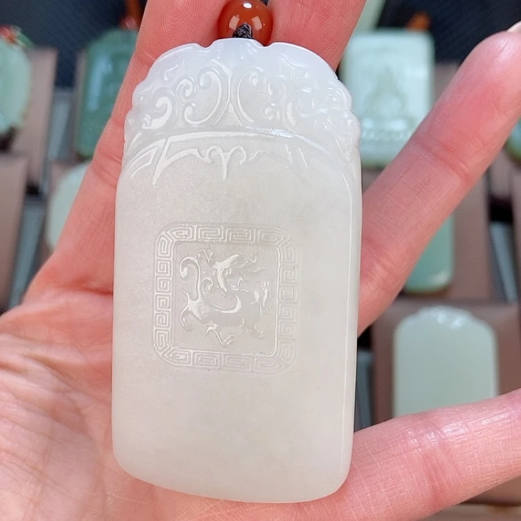 【闪购商品】和田玉颈饰未镶嵌