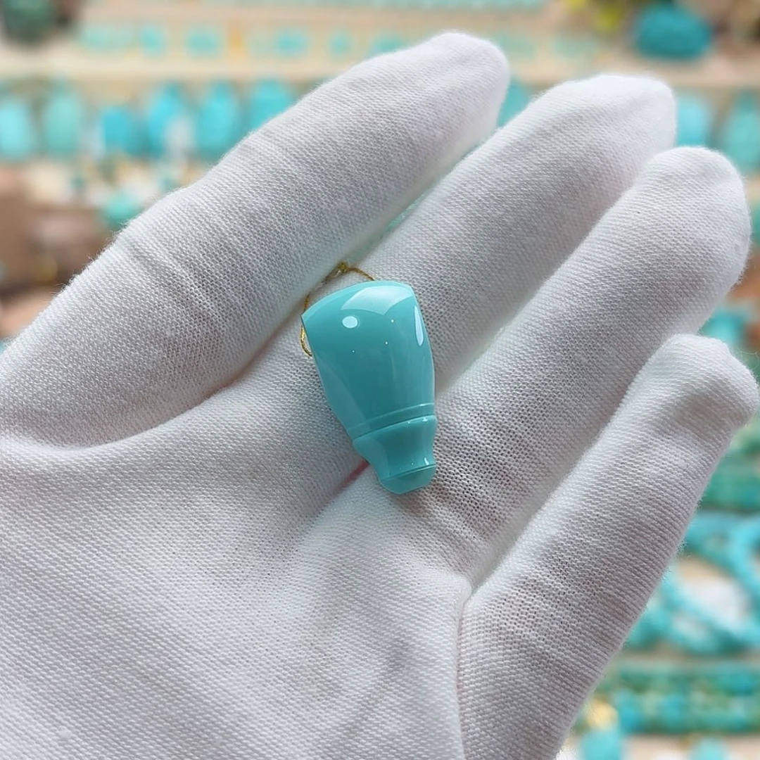 松***月绿松石未镶嵌珠宝奇石