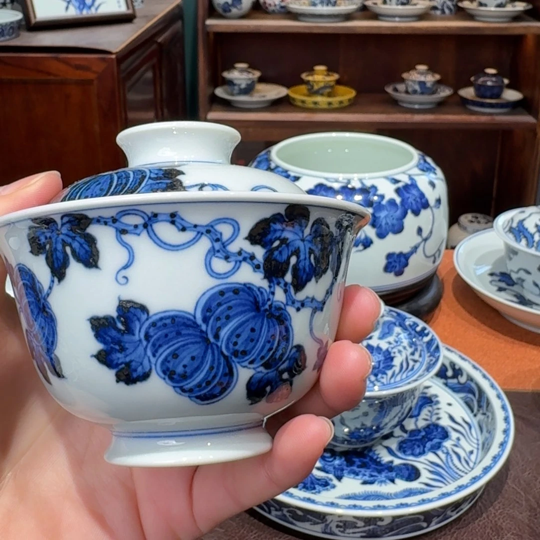 青花雯华堂手绘盖碗