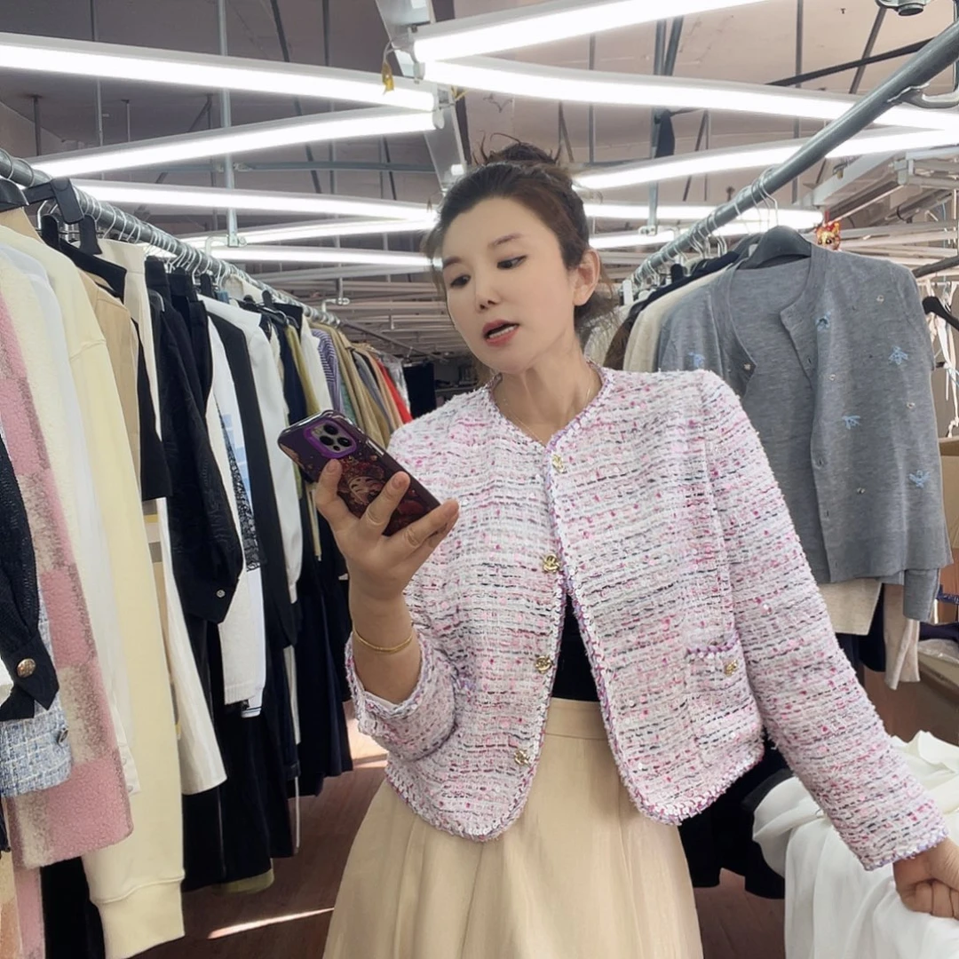 美粉色香风外套77
