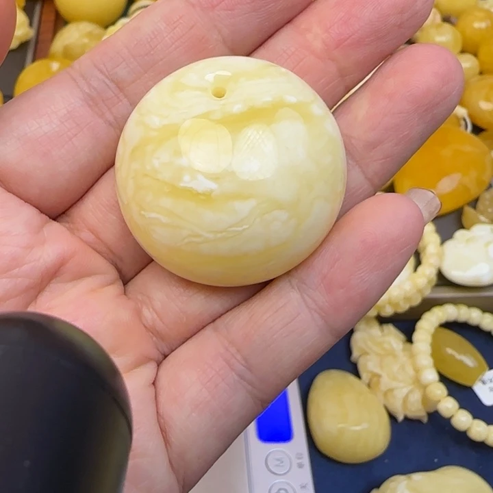 未镶嵌颈饰蜜蜡天然蜜蜡
