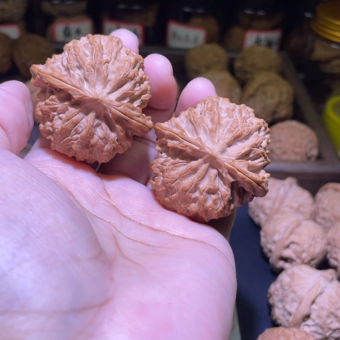 文玩核桃把件苹果园