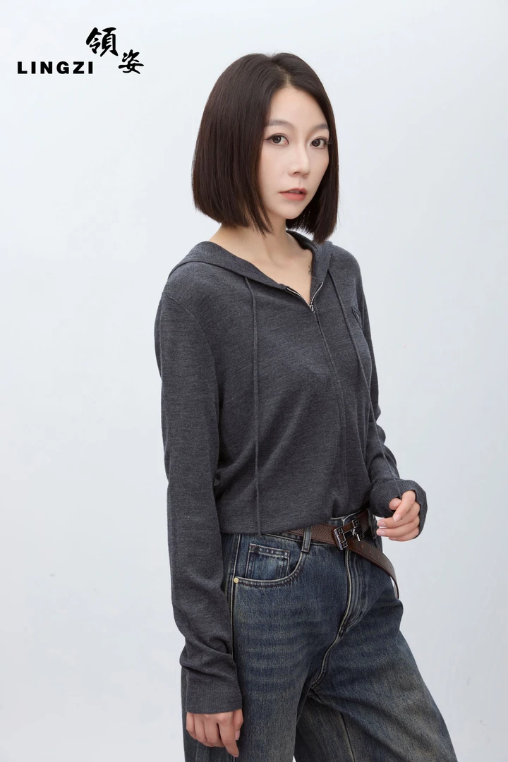 秋季休闲风连帽针织