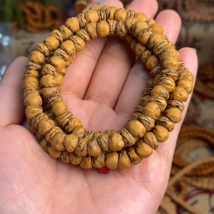 柏香籽/百香籽吊坠柏噶