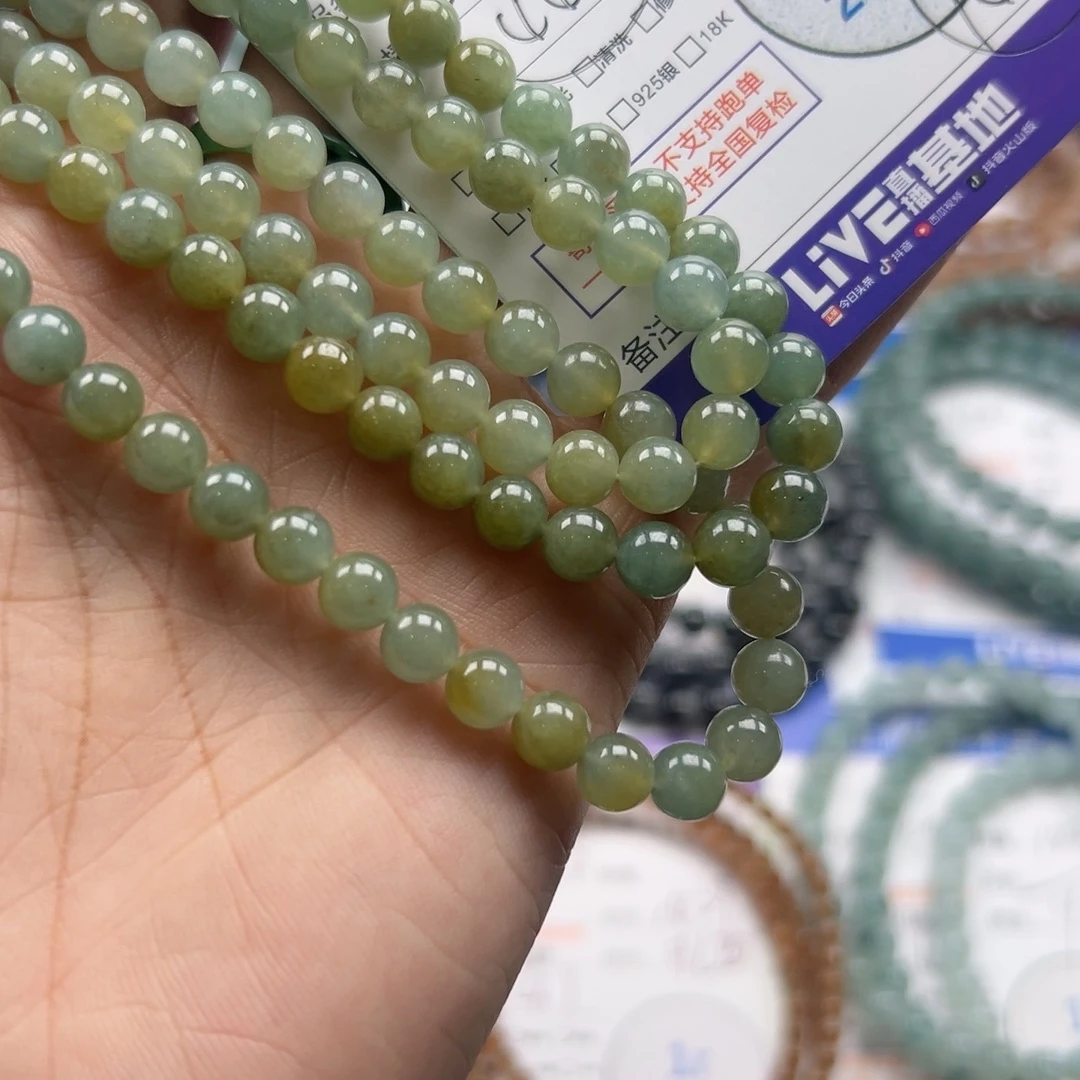 ୧****翡翠未镶嵌颈饰翡翠