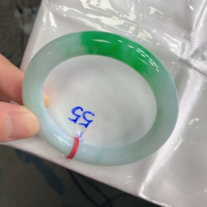 未镶嵌手镯（圆镯）翡翠翡翠