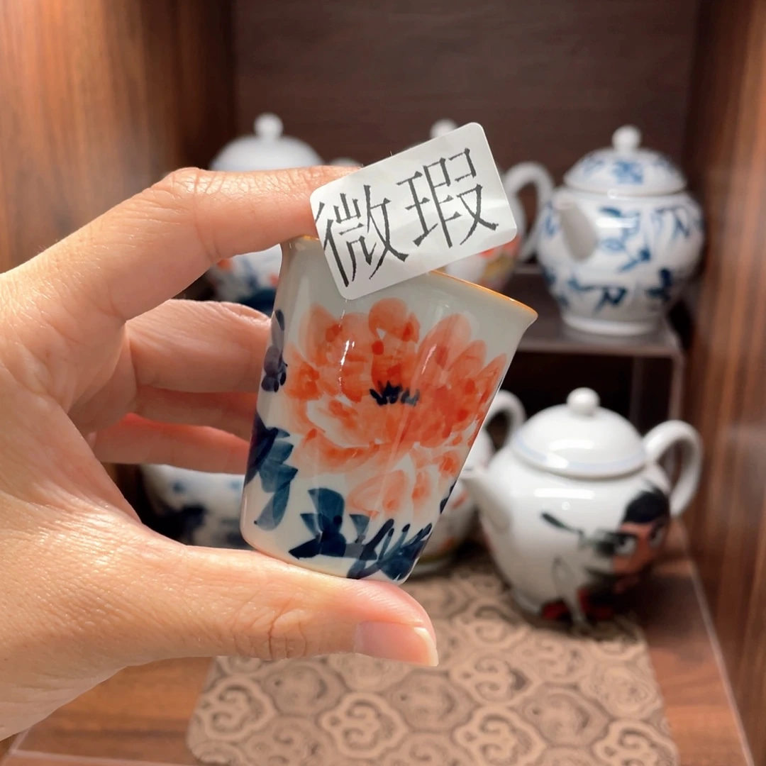 釉下手绘茶具微瑕