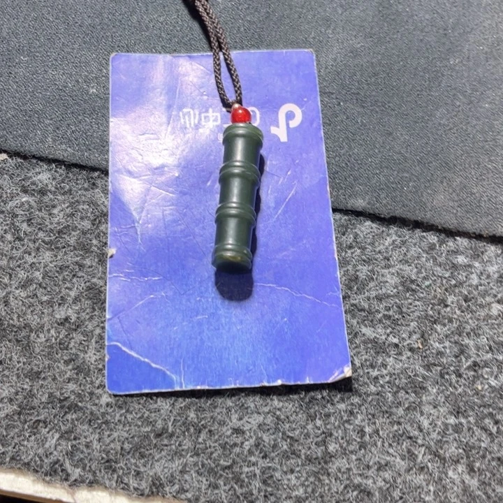 和田玉颈饰未镶嵌引*力