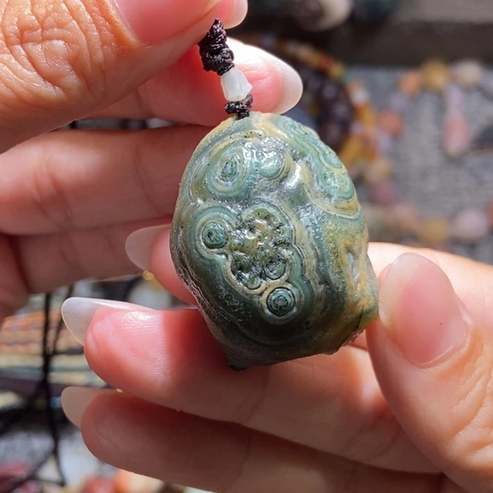 玛瑙/玉髓未镶嵌珠宝半成品