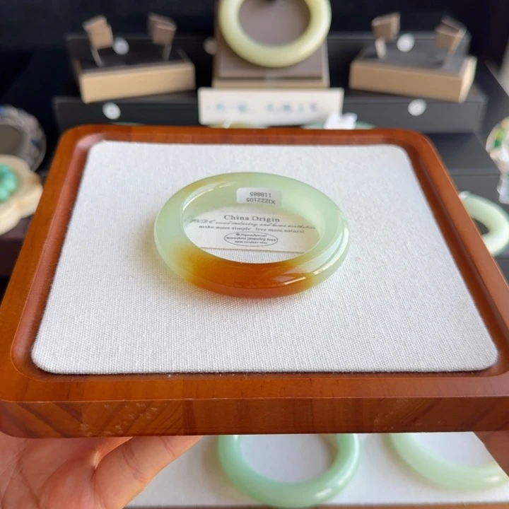 「***」非金属Momo54.2开板特色冰红糖时尚手镯