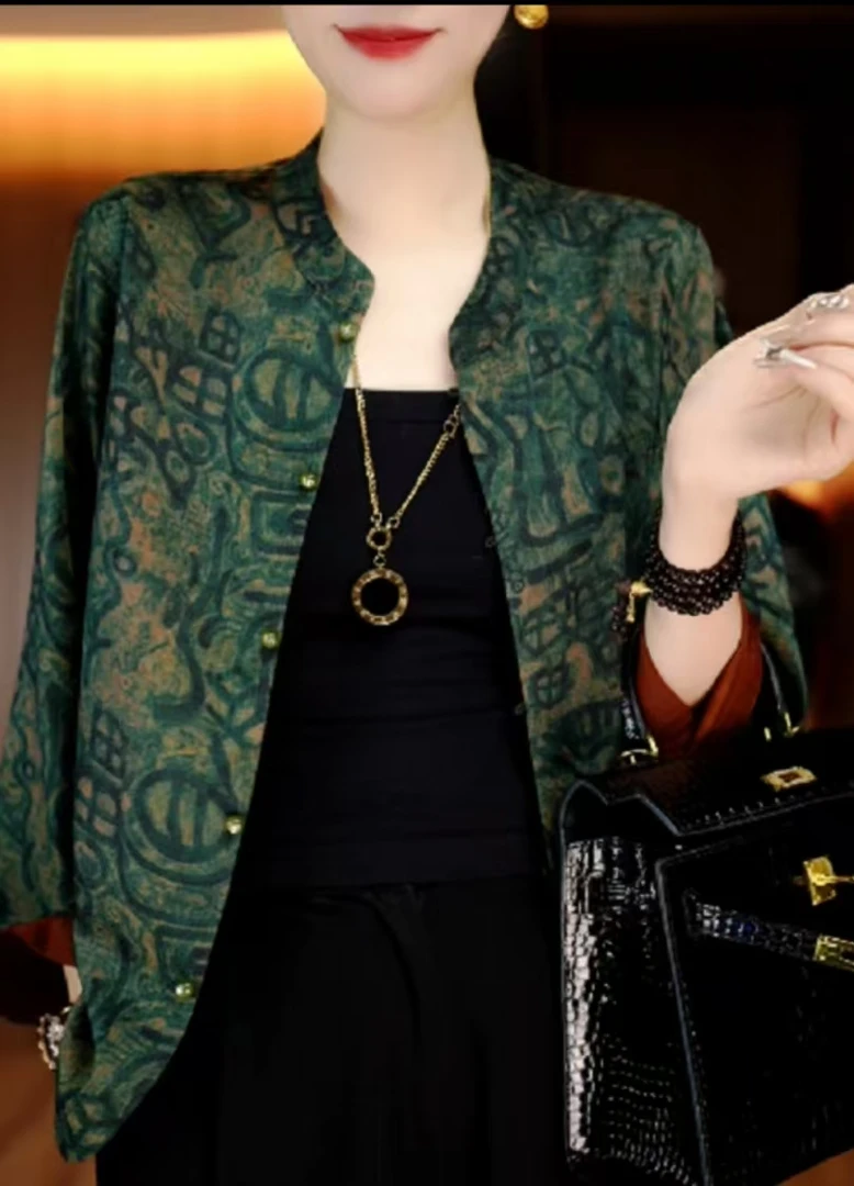 休闲风气质花色常规网红潮流圆领长袖洋气印花衬衫春季V25P164