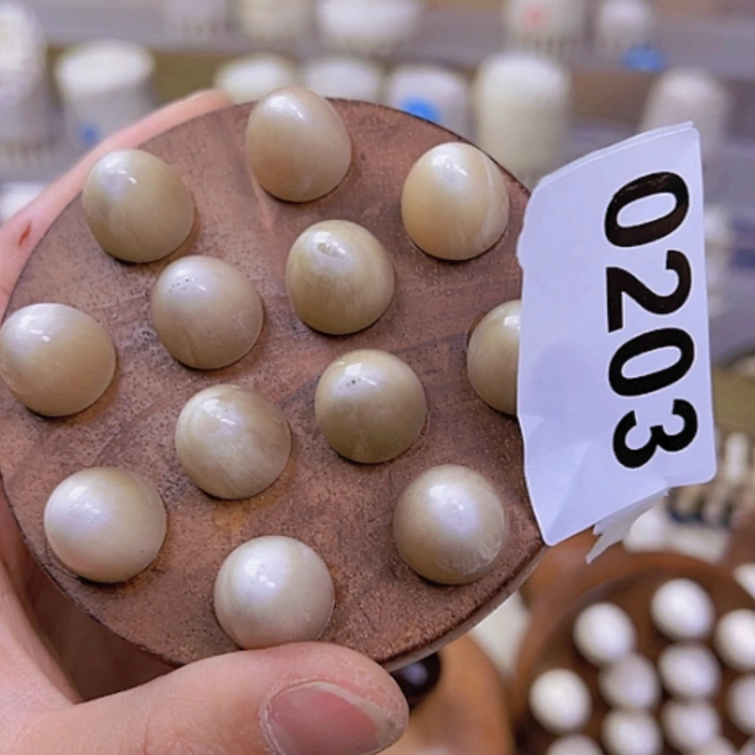 【闪购商品】砖雕牛角木头特价