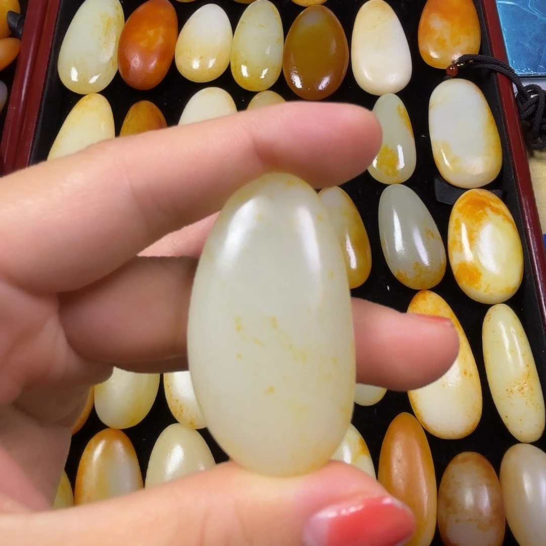 ╰***╮颈饰未镶嵌和田玉