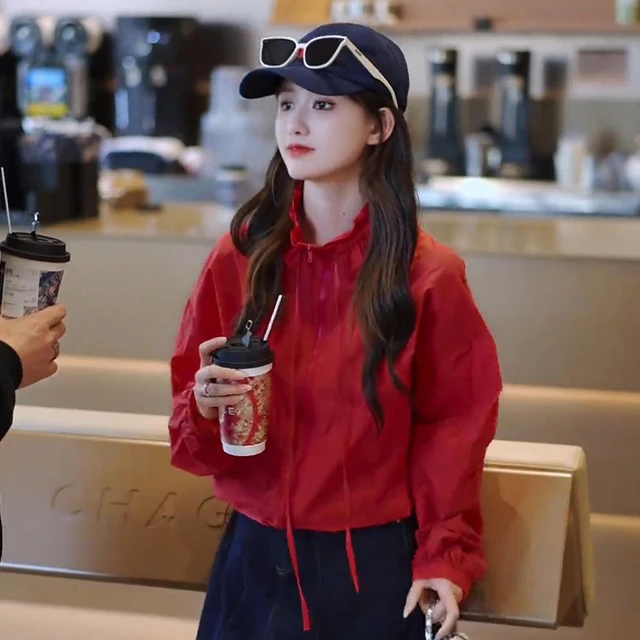 红色立领长袖防晒外套女春夏2025新款短款休闲宽松超好看薄款上衣