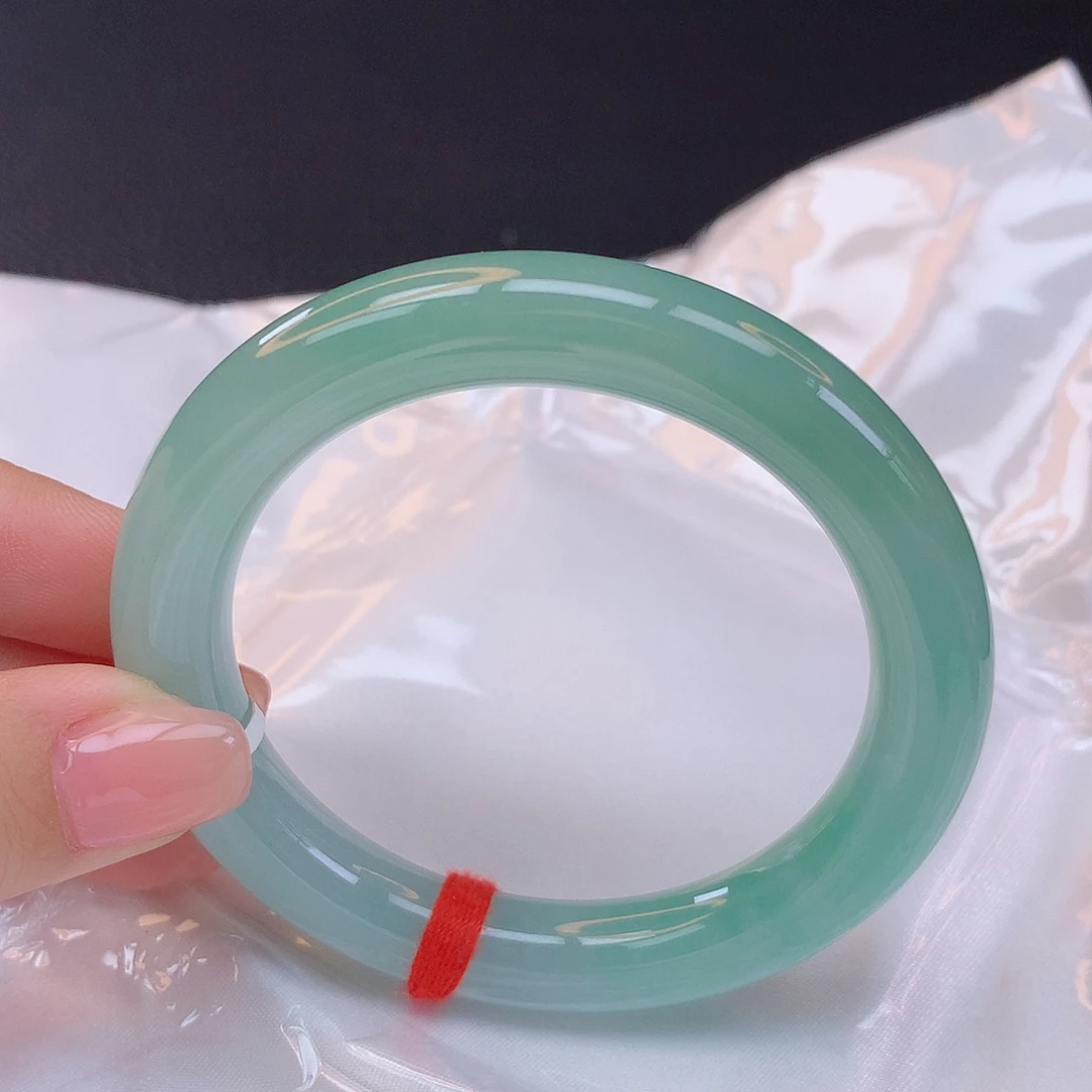 翡翠手镯未镶嵌翡翠661004