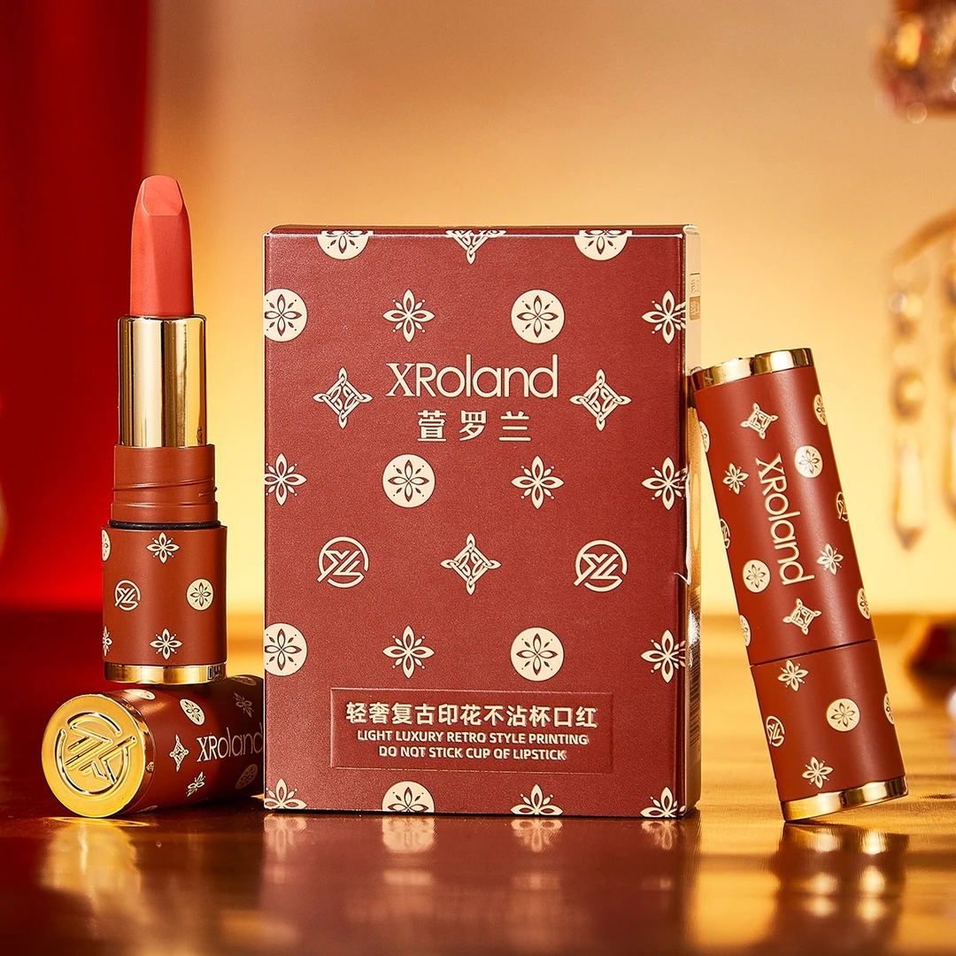XRoland 萱罗兰轻奢复古印花不沾杯口红