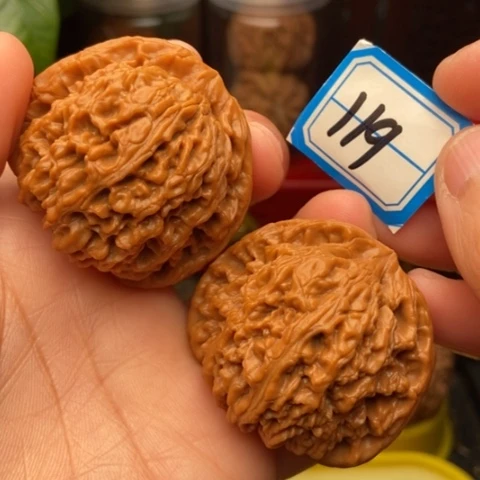 文玩核桃吊坠南疆石44.5