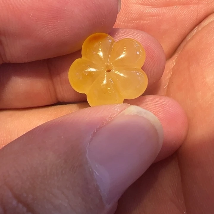 未镶嵌琥珀裸石定制小花