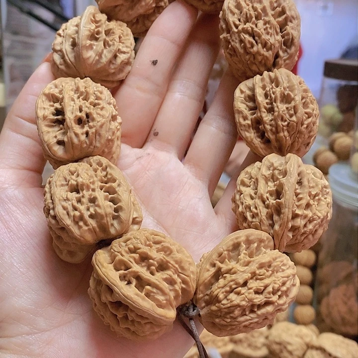 【闪购商品】文玩核桃把件35霞云岭手持